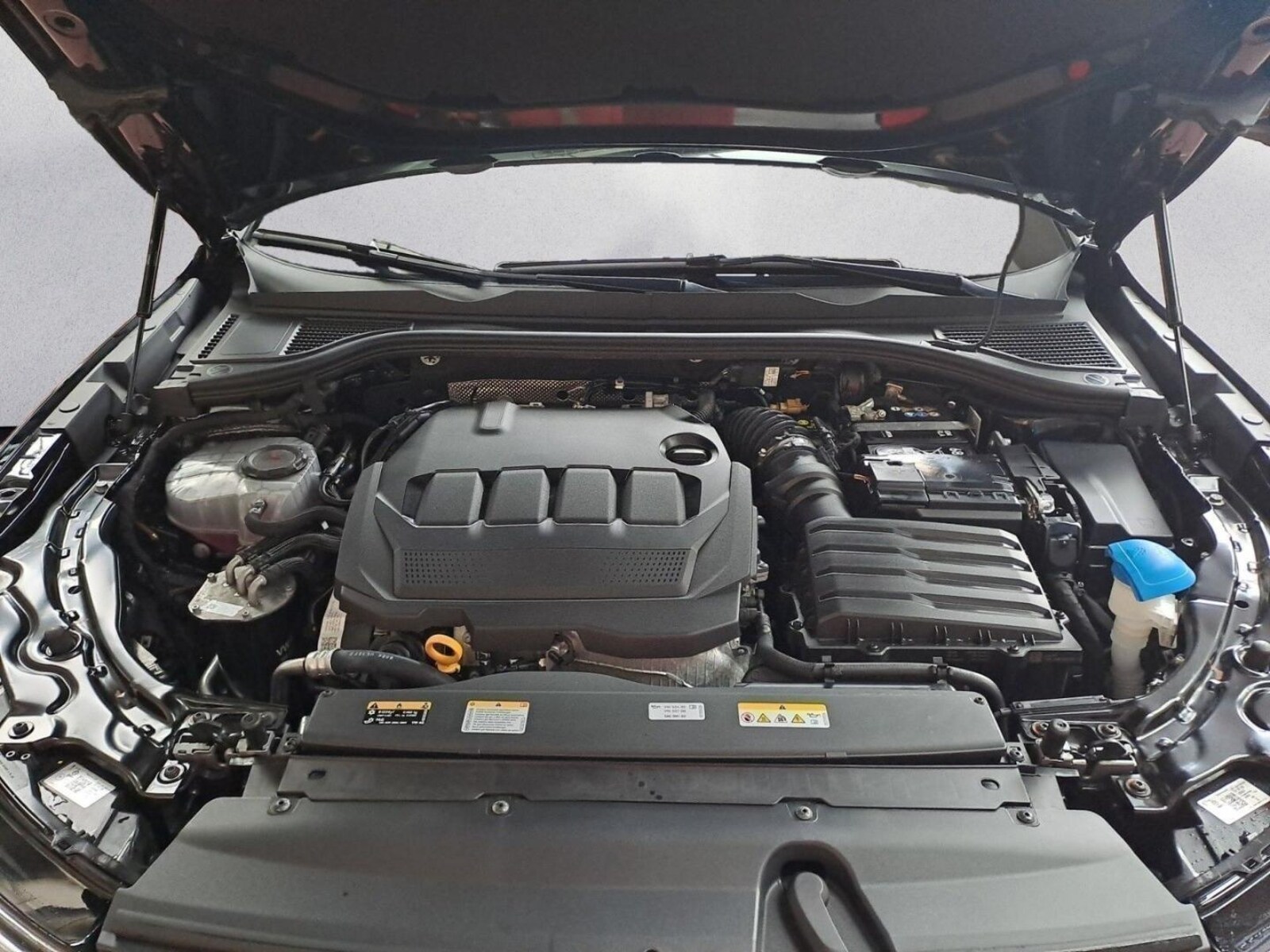 Volkswagen Passat – Bild 16