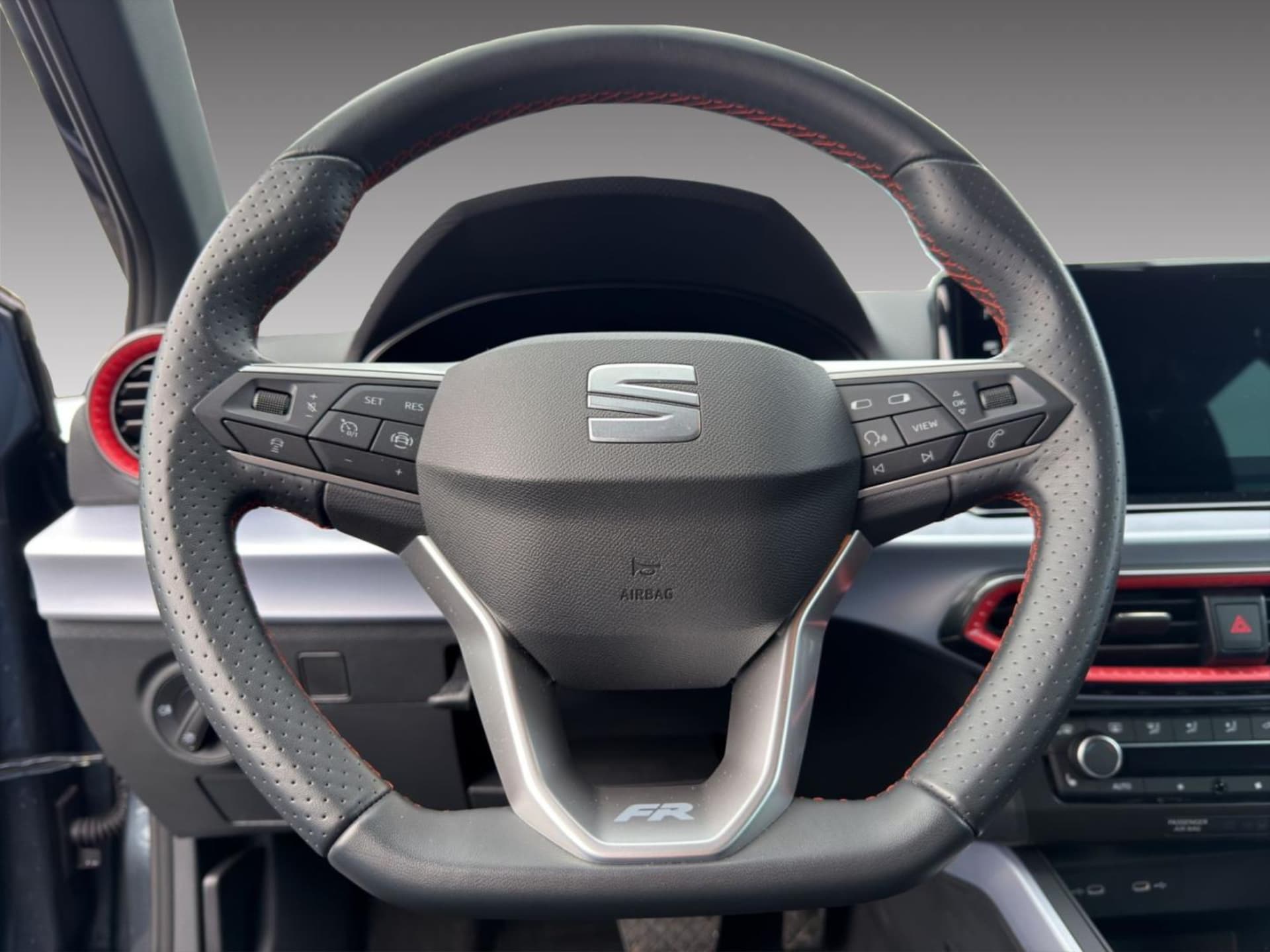 SEAT Arona FR