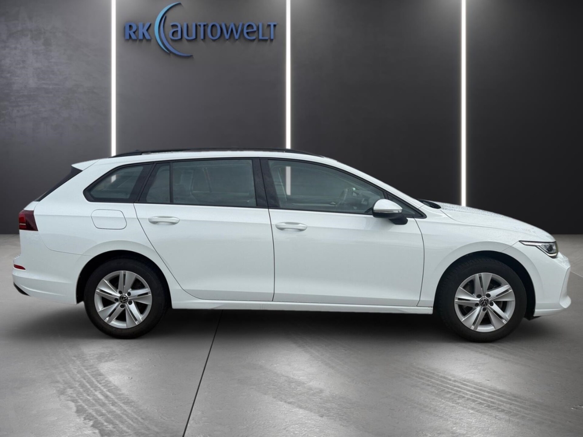 Volkswagen Golf Variant Life