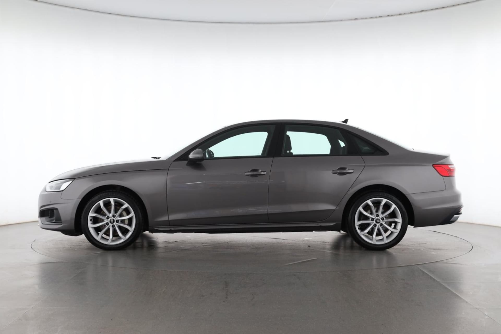 Audi A4 Limousine Advanced