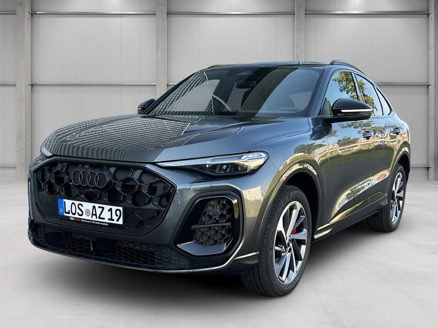 Bild über Audi Q5 Sportback e-hybrid e-hybrid quattro 270 kW S tronic - für weitere Informationen kontaktieren Sie den Audi Partner