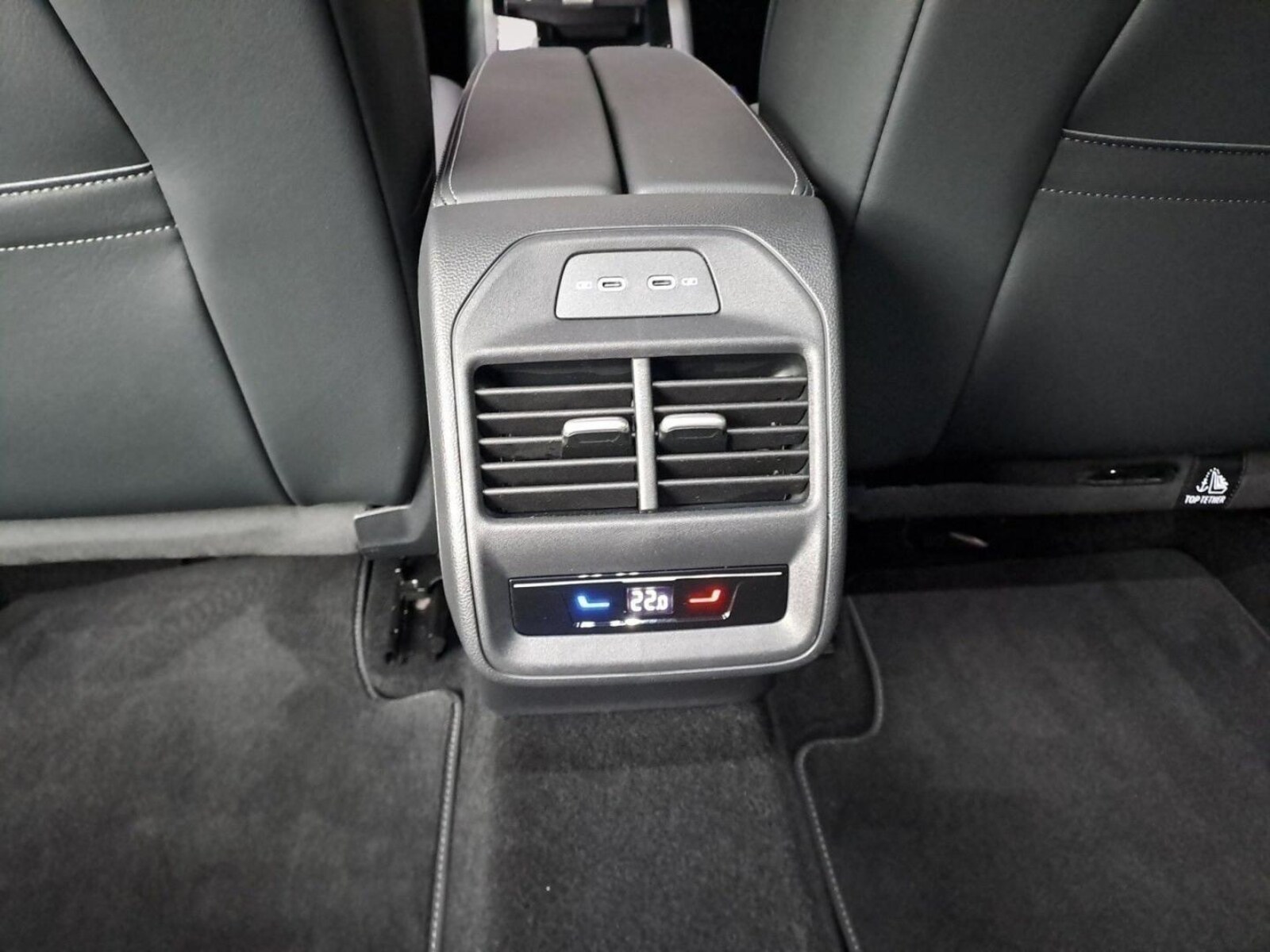 Volkswagen Passat – Bild 17