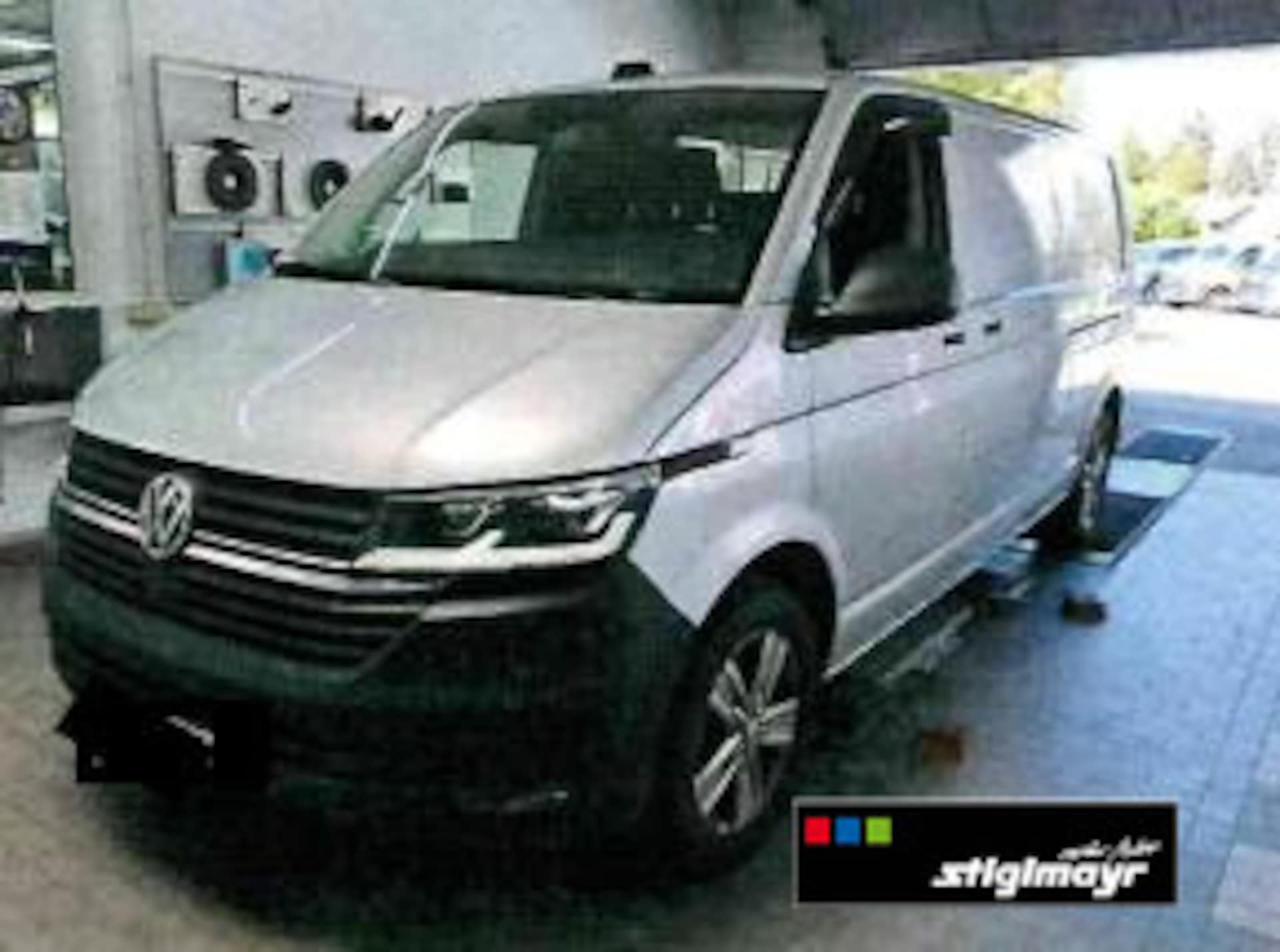 Volkswagen T6.1 Transporter Kasten langer Radstand
