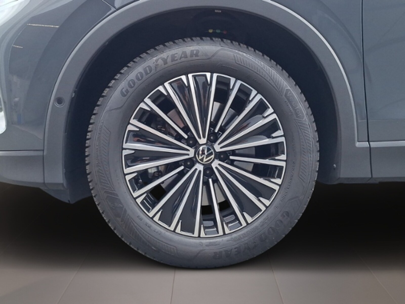 Volkswagen Tiguan – Bild 4
