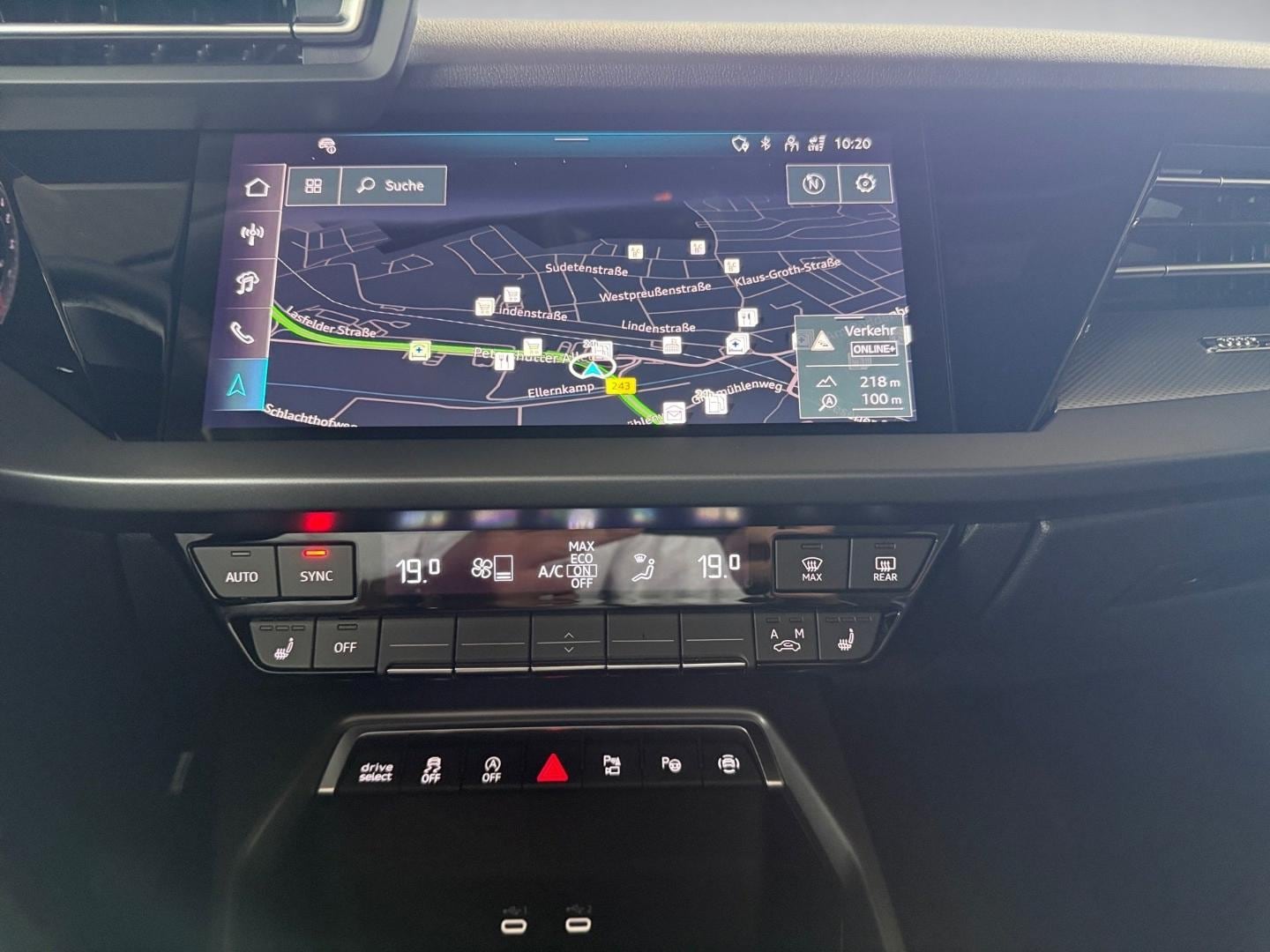 Bild über Audi A3 Sportback TFSI Schaltgetriebe - für weitere Informationen kontaktieren Sie den Audi Partner