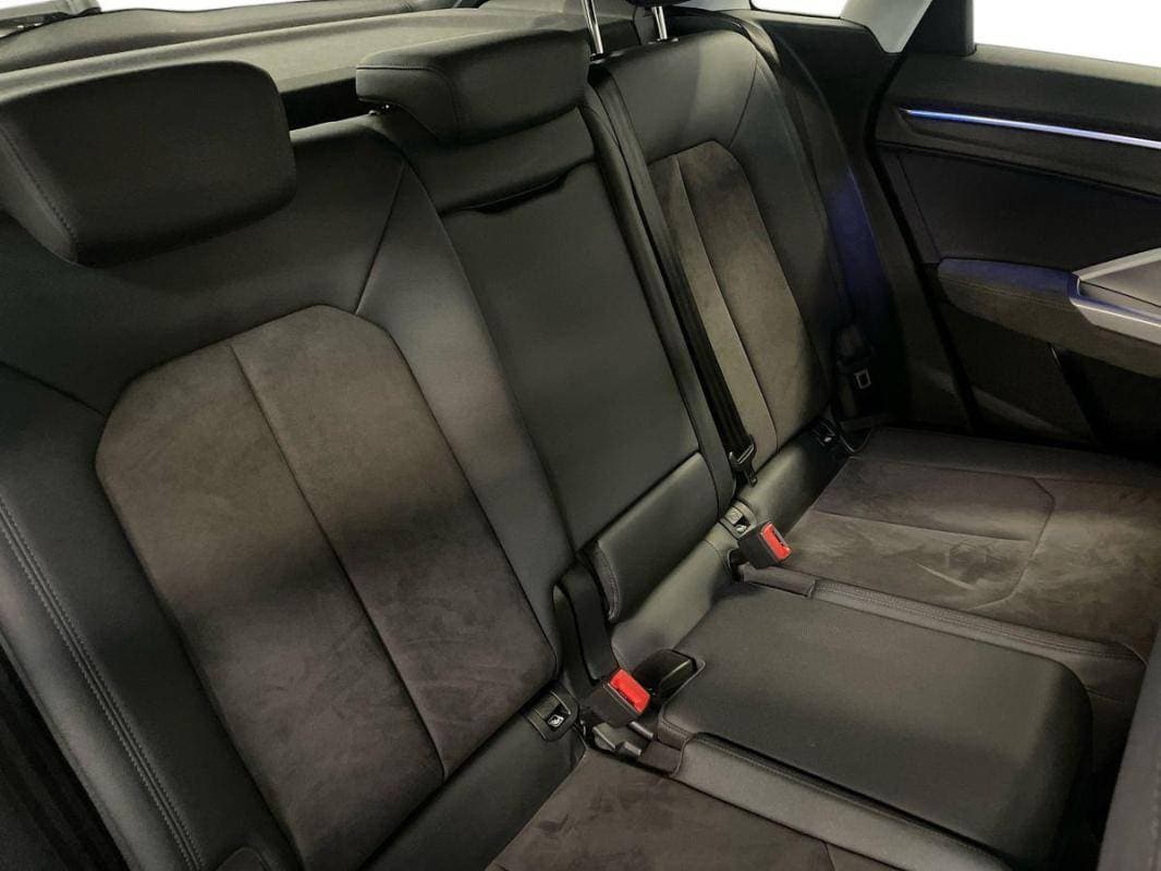 Image about Audi Q3 Design Luxe 35 TDI 110 kW (150 ch) S tronic