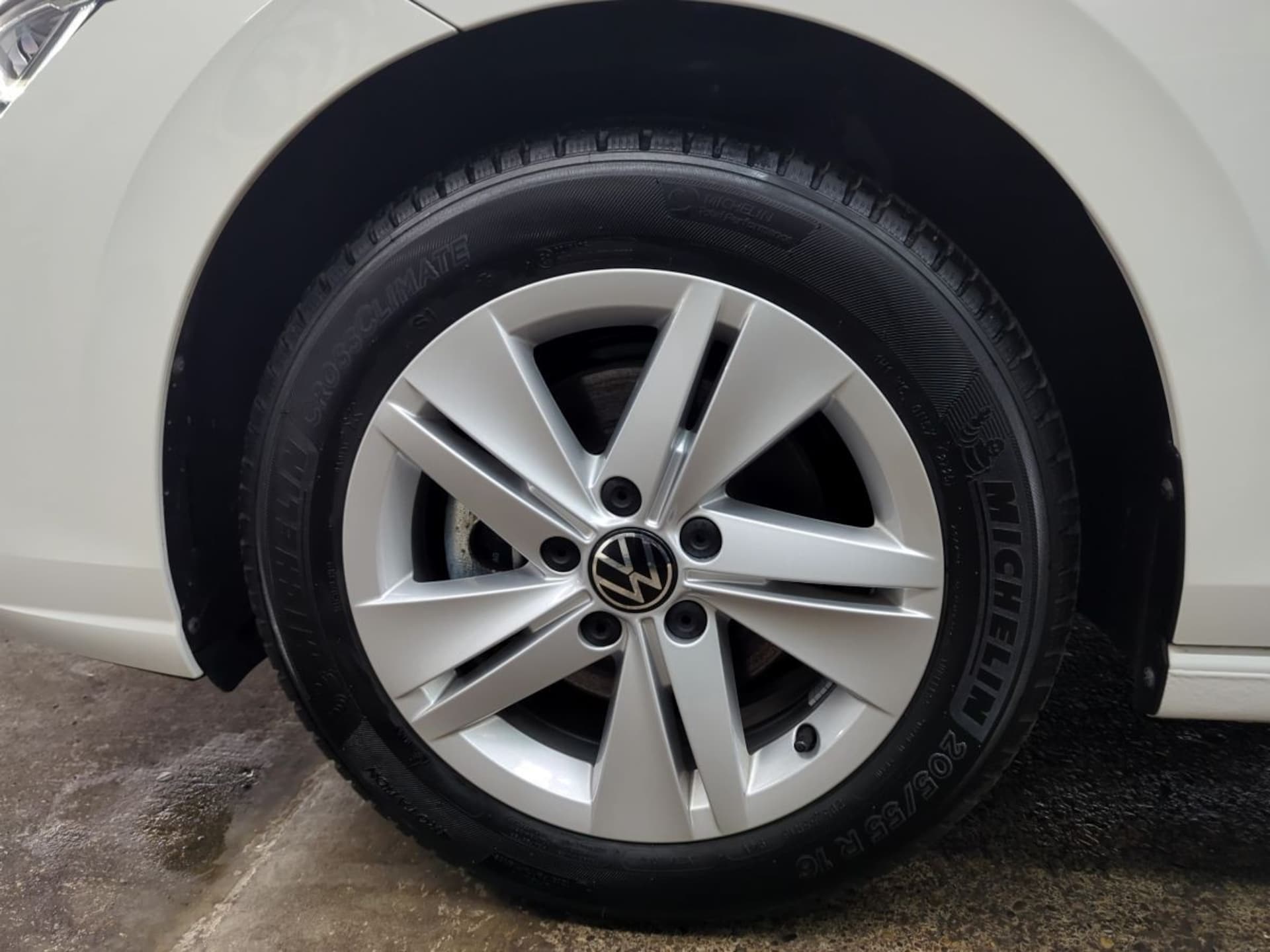 Volkswagen Golf Life
