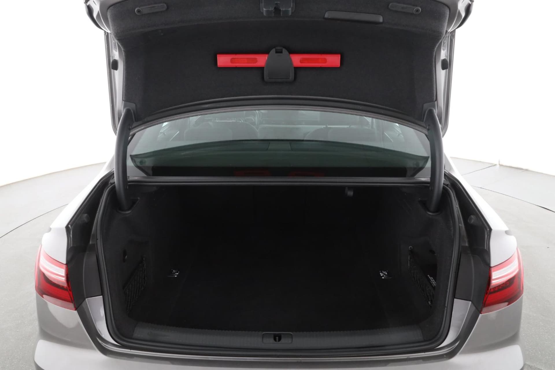 Audi A4 Limousine Advanced