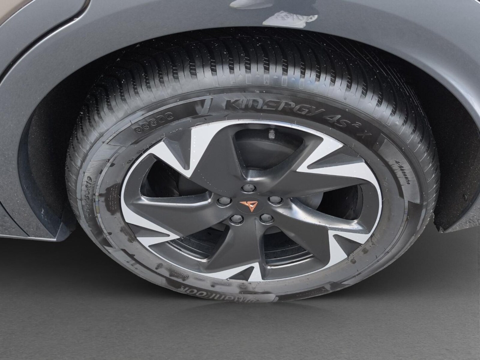 CUPRA Tavascan – Bild 9