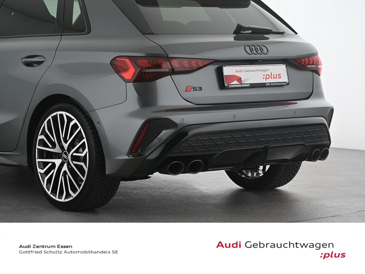 Bild über Audi S3 Sportback TFSI quattro S tronic - für weitere Informationen kontaktieren Sie den Audi Partner