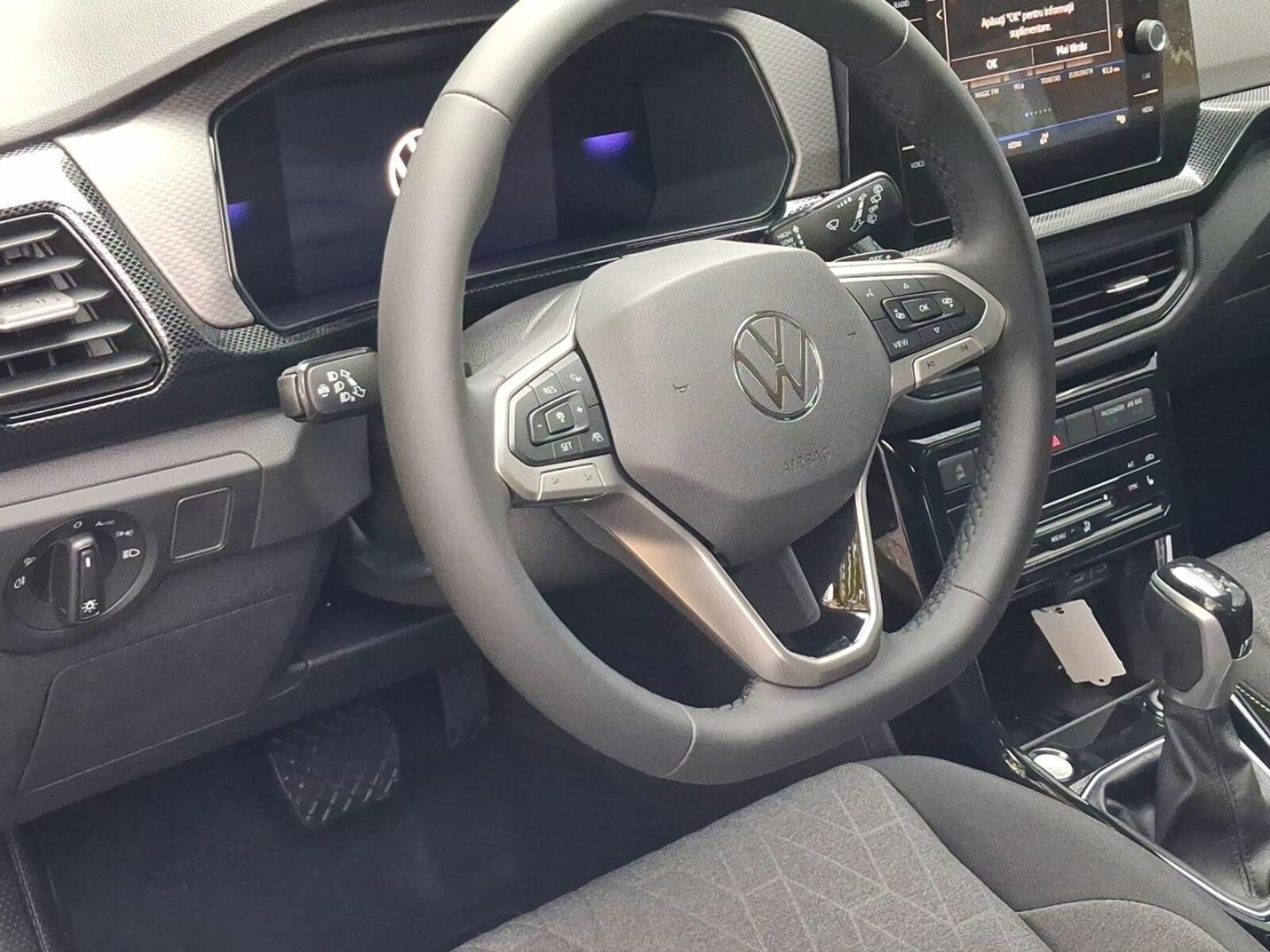 Volkswagen T-Cross – Bild 9