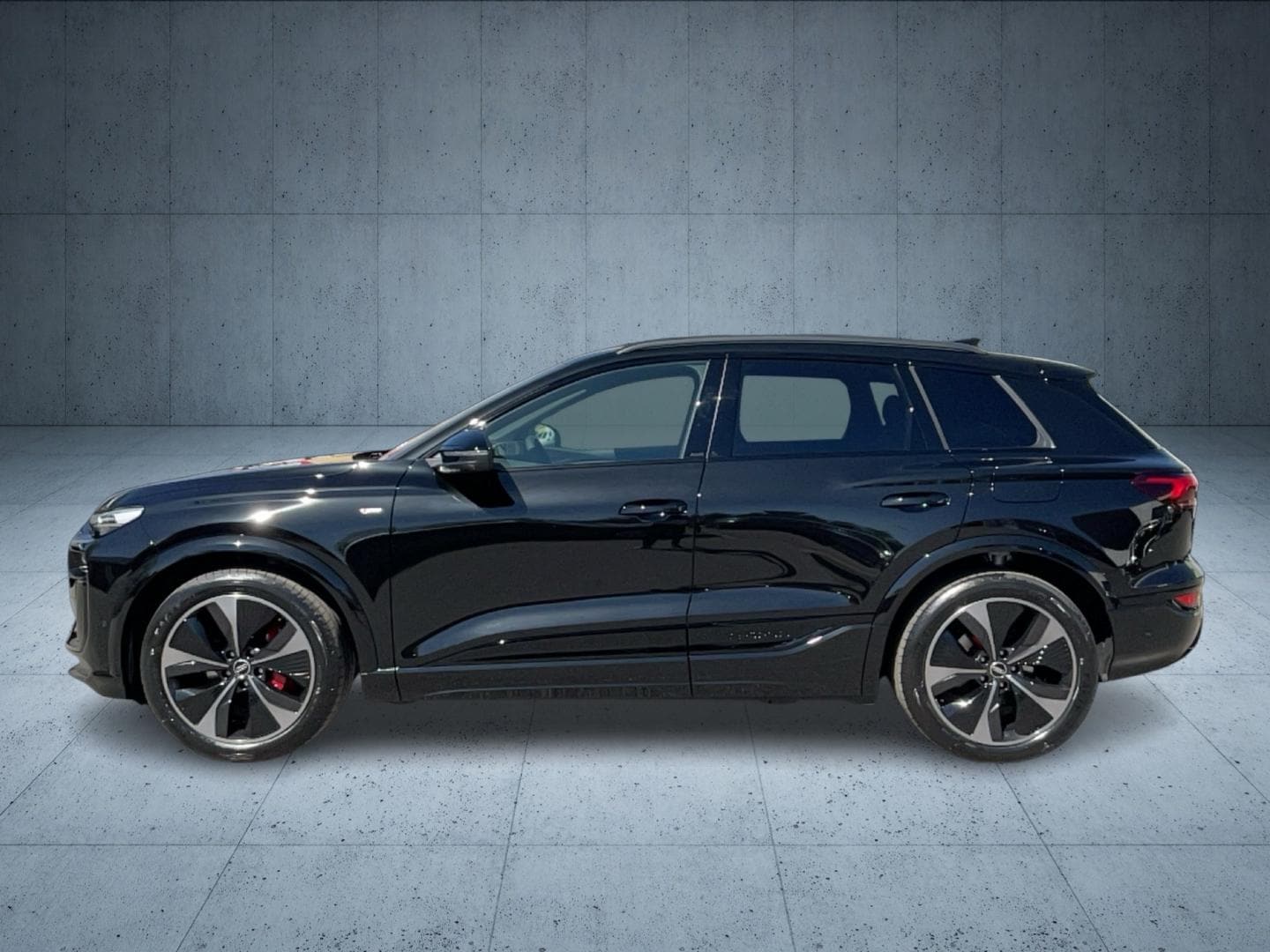 Bild über Audi Q6 SUV e-tron S line business e-tron performance 225 kW - für weitere Informationen kontaktieren Sie den Audi Partner