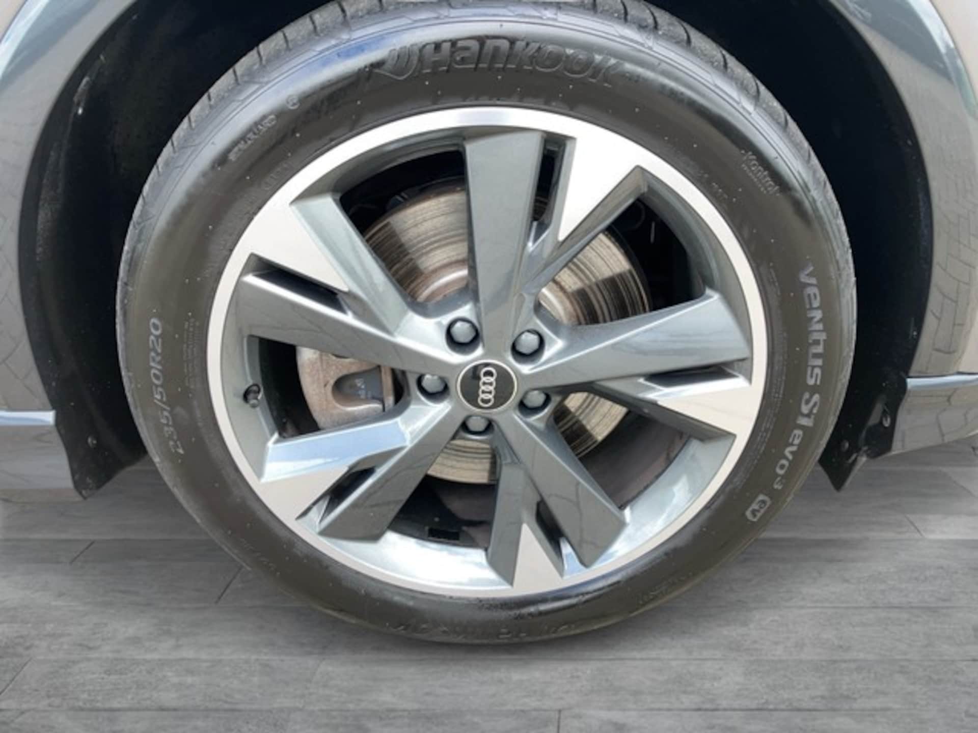 Audi Q4 Sportback e-tron
