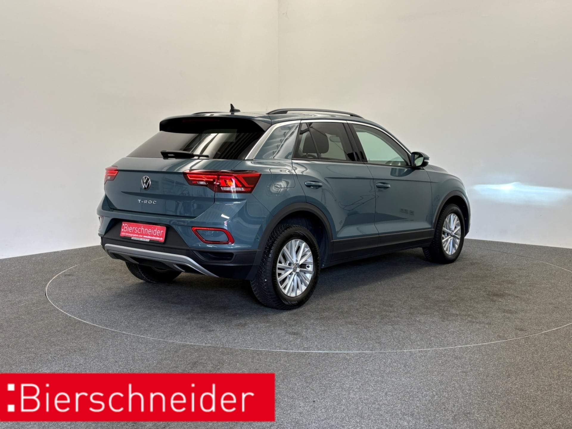 Volkswagen T-Roc Life