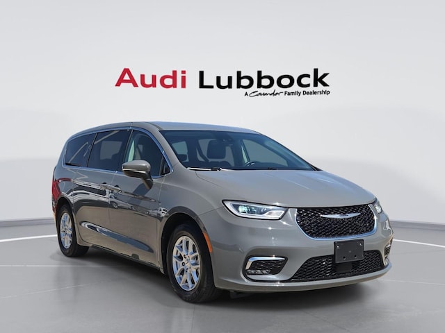 2023 Chrysler Pacifica