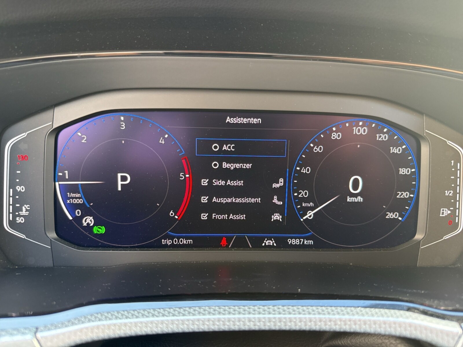 Volkswagen Touran – Bild 8