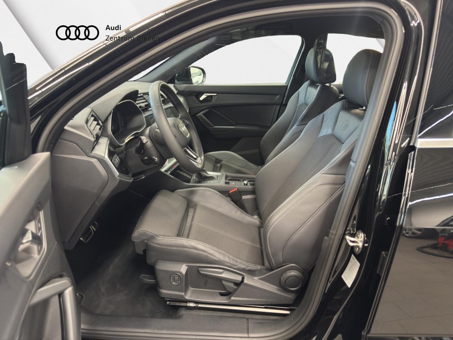 Bild über Audi Q3 Sportback S line 35 TDI S tronic - für weitere Informationen kontaktieren Sie den Audi Partner