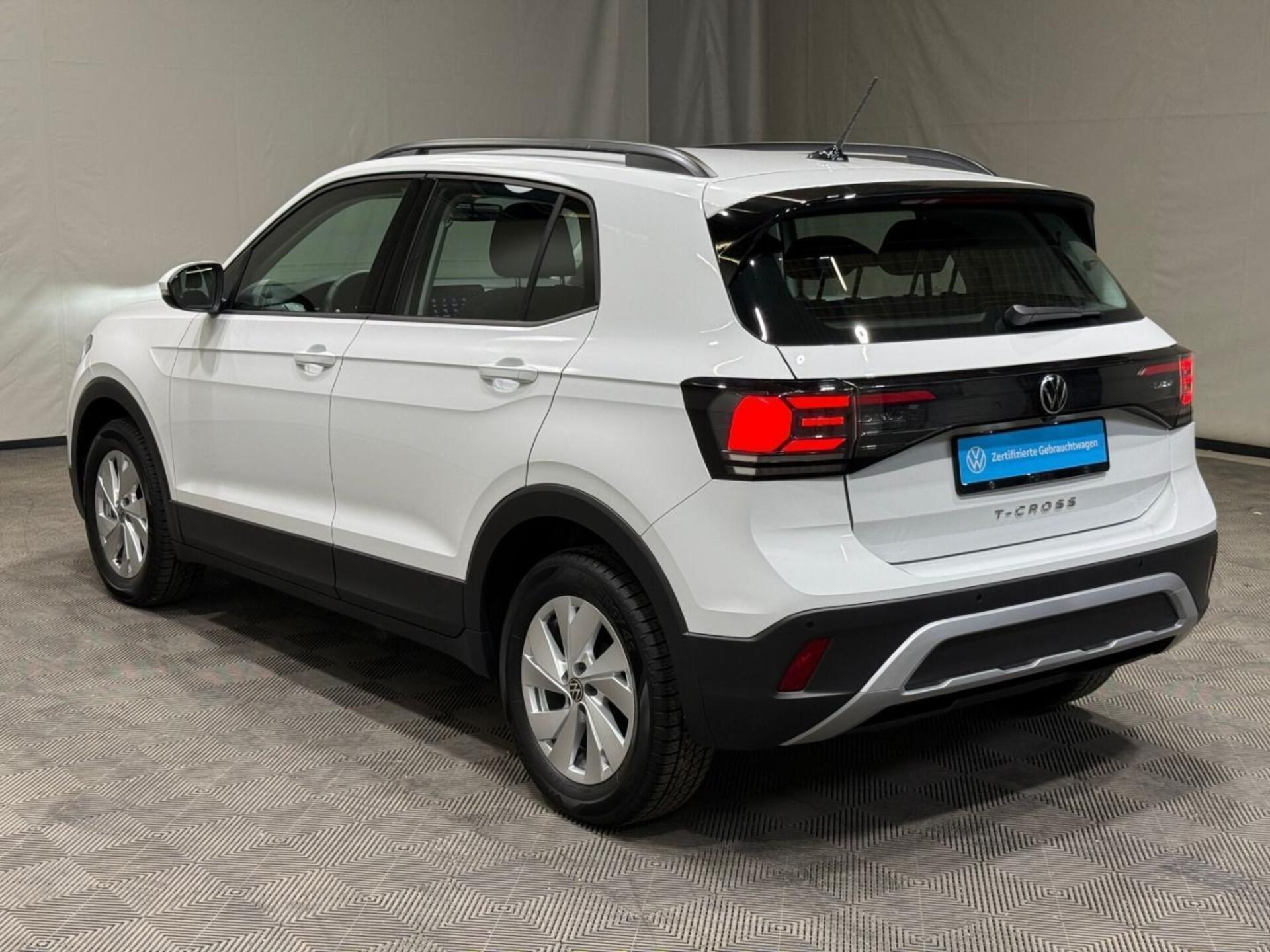 Volkswagen T-Cross Life
