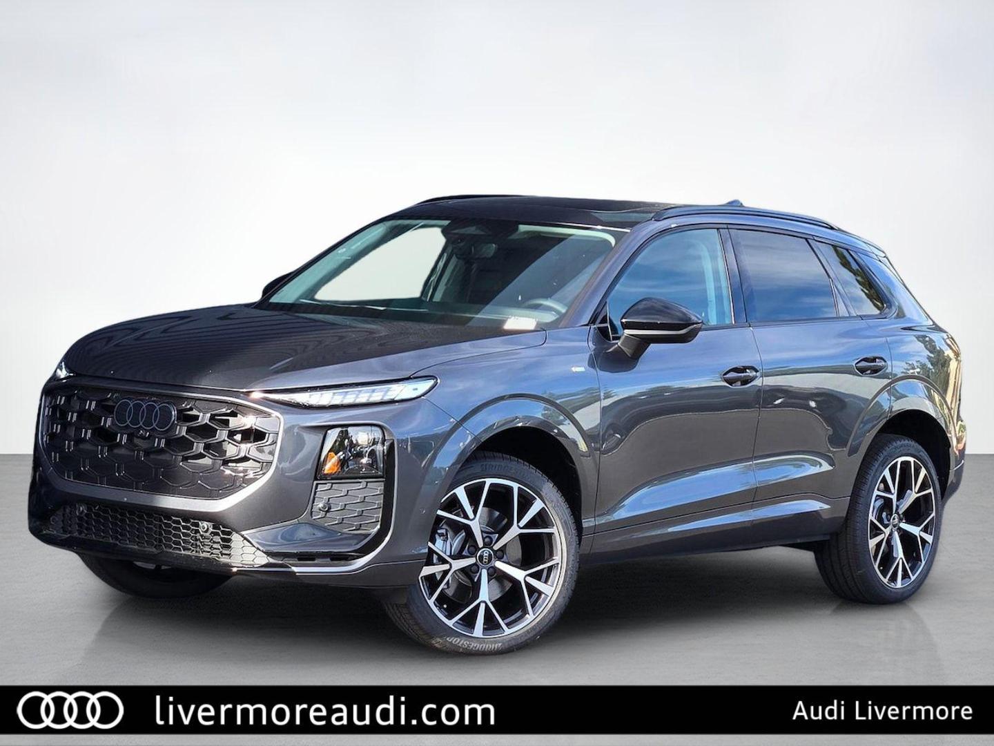 2026 Audi Q3 S line quattro's photo