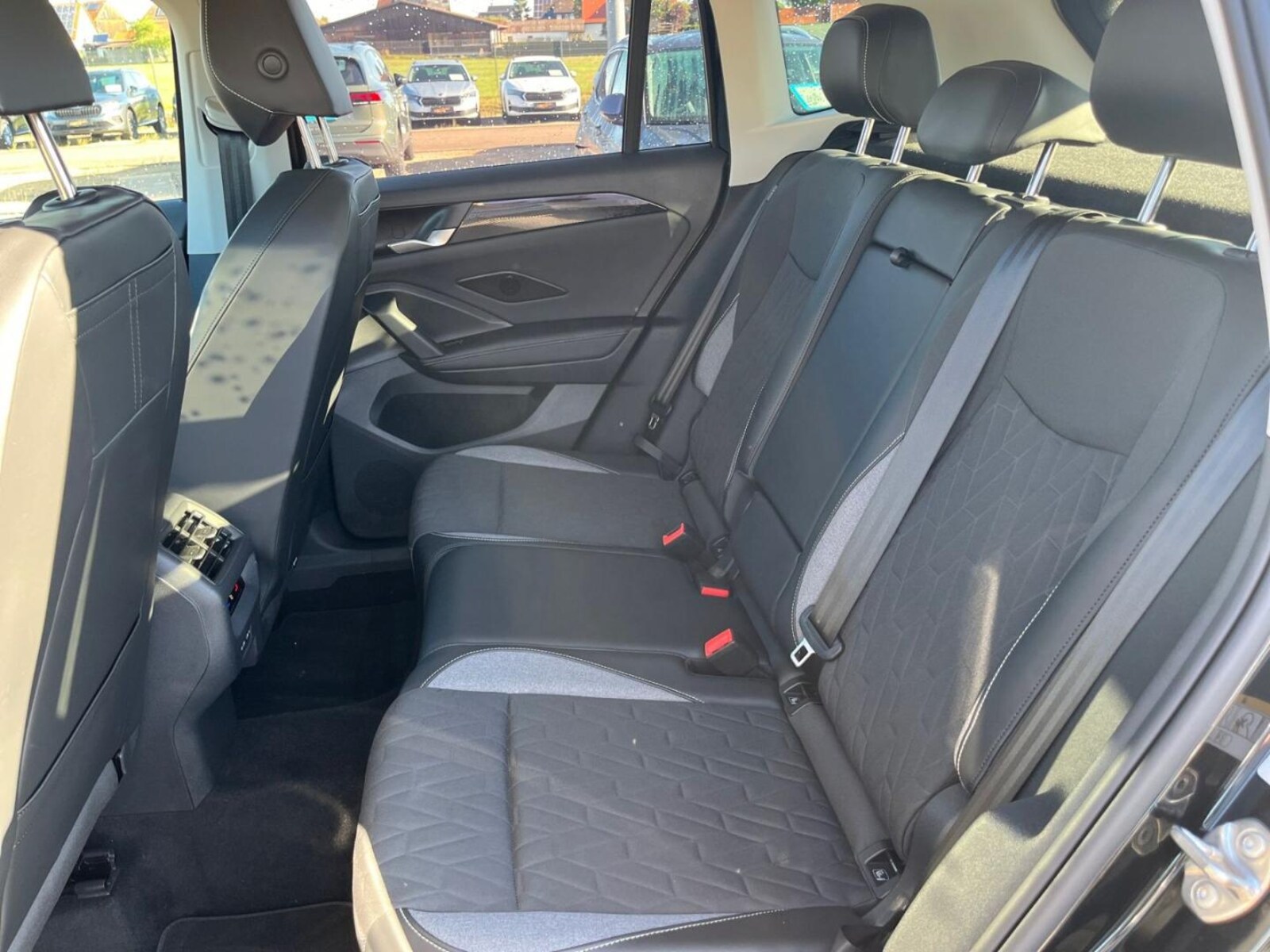 Volkswagen Tiguan – Bild 14