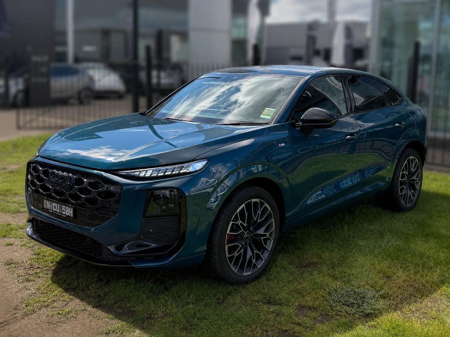 Image about Audi Q3 Sportback TFSI quattro 195 kW