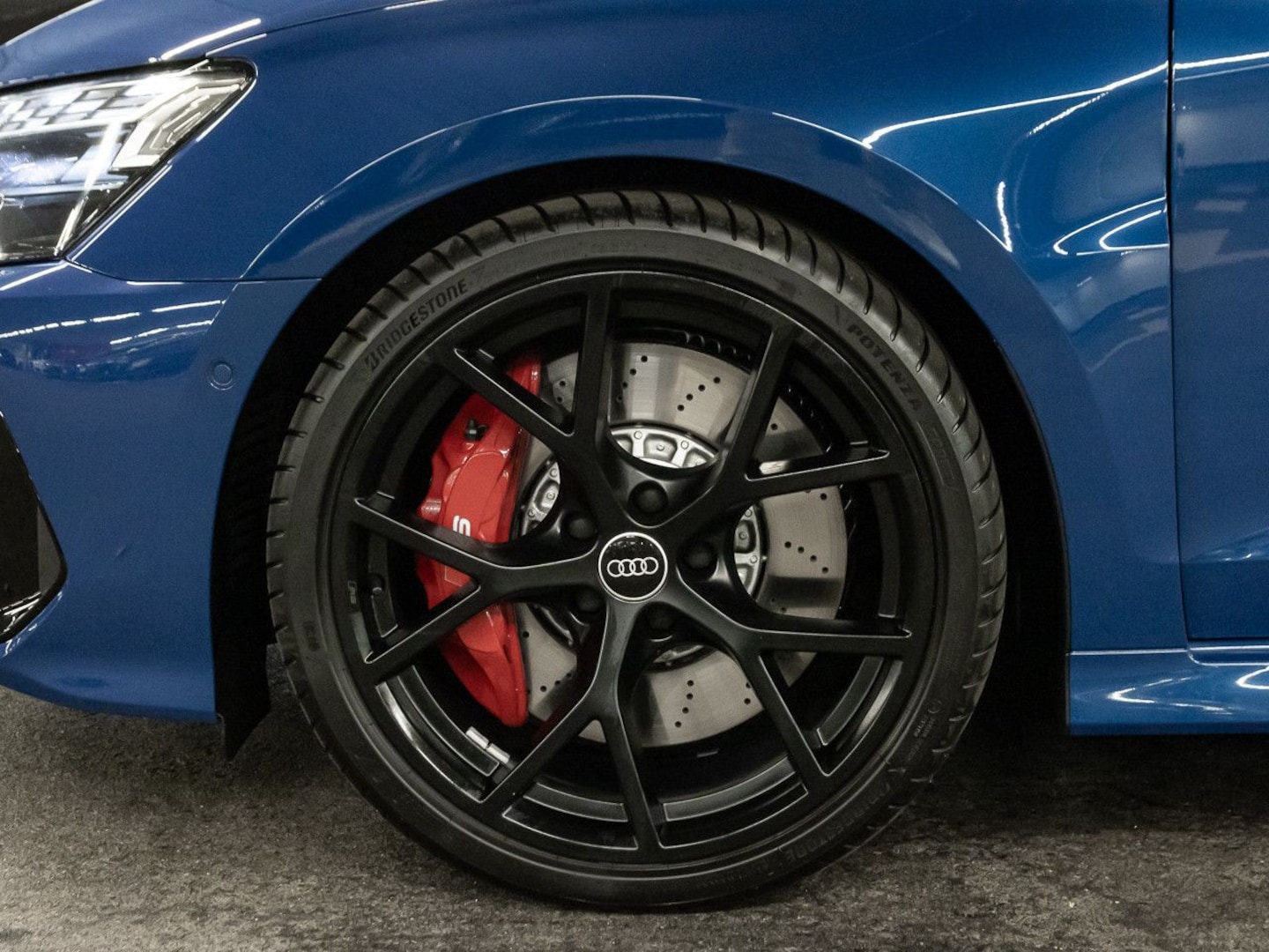 Bild über Audi RS 3 Sportback TFSI quattro 294 kW S tronic - für weitere Informationen kontaktieren Sie den Audi Partner
