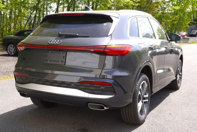 2025 Audi Q5 Premium Plus - Photo 8