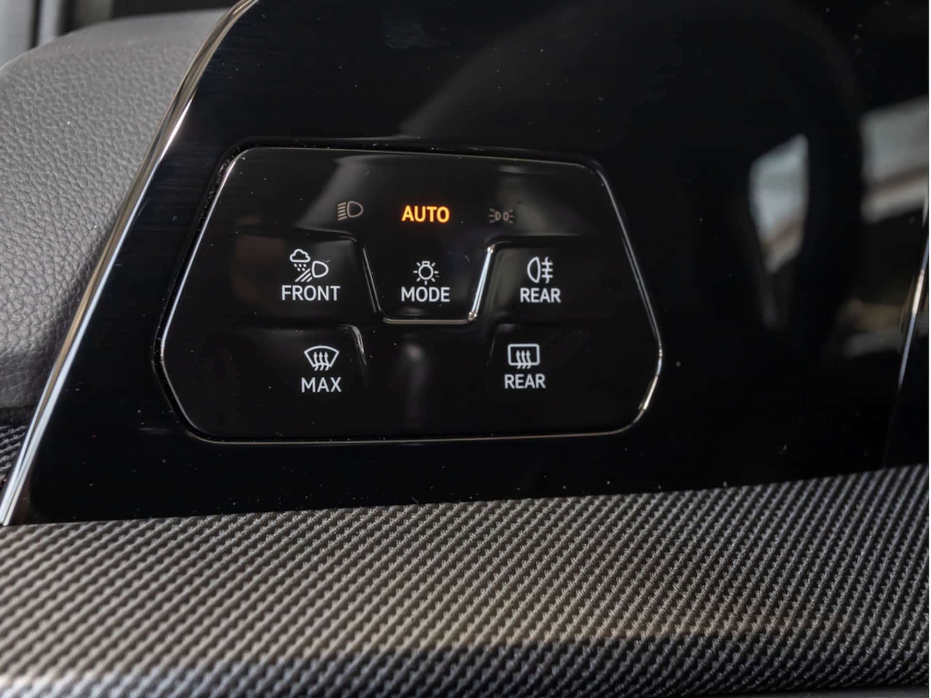 Volkswagen Golf R