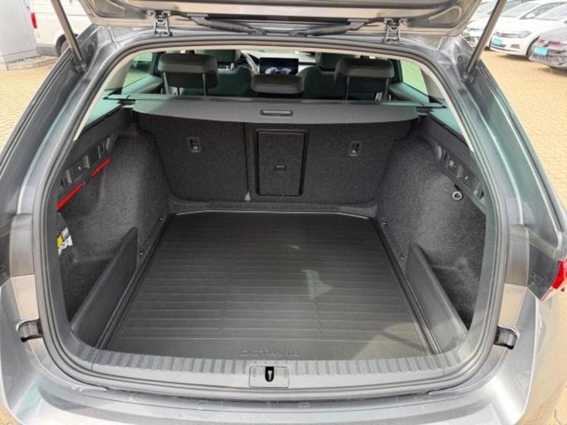 Skoda Octavia Combi Selection