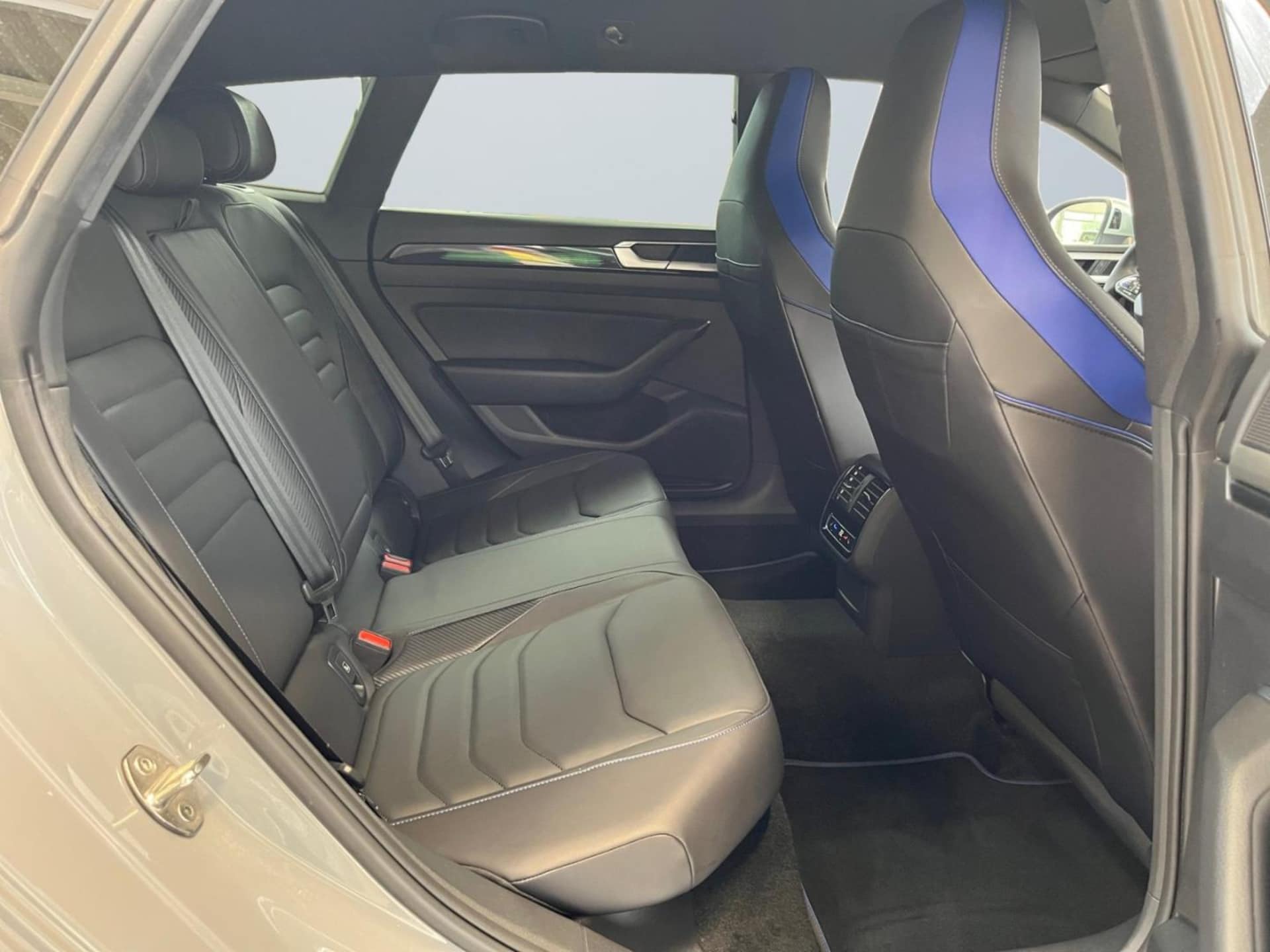 Volkswagen Arteon Shooting Brake R