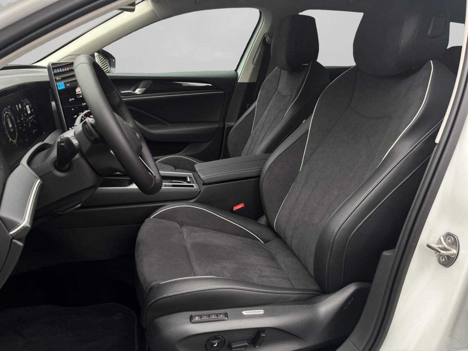 Volkswagen Passat – Bild 8