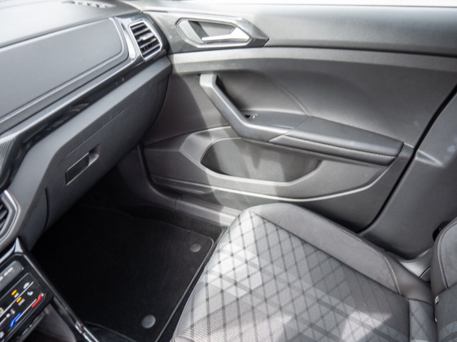 Volkswagen T-Cross – Bild 16