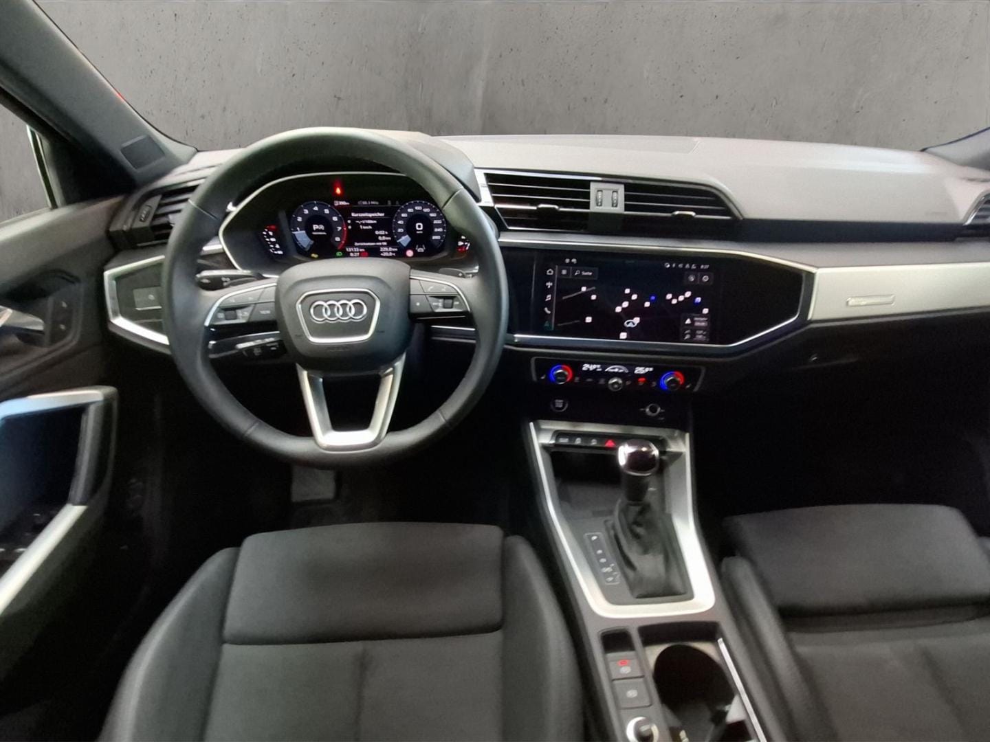 Bild über Audi Q3 Sportback S line 35 TFSI S tronic - für weitere Informationen kontaktieren Sie den Audi Partner