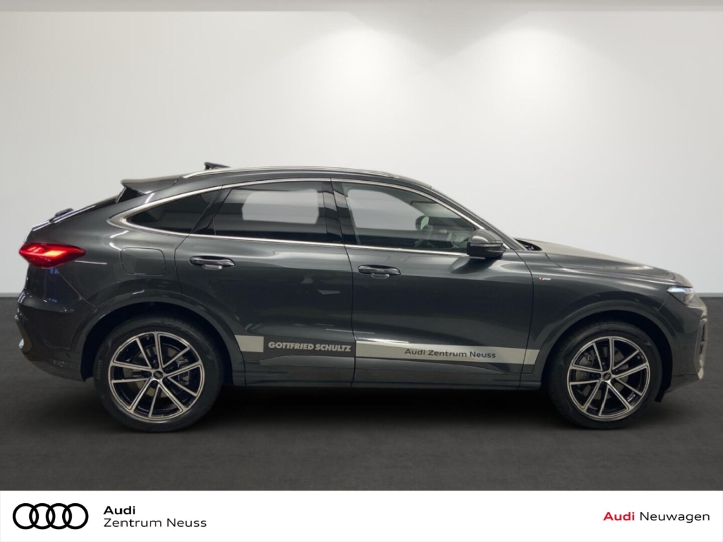 Bild über Audi Q5 Sportback TDI quattro 150 kW S tronic - für weitere Informationen kontaktieren Sie den Audi Partner