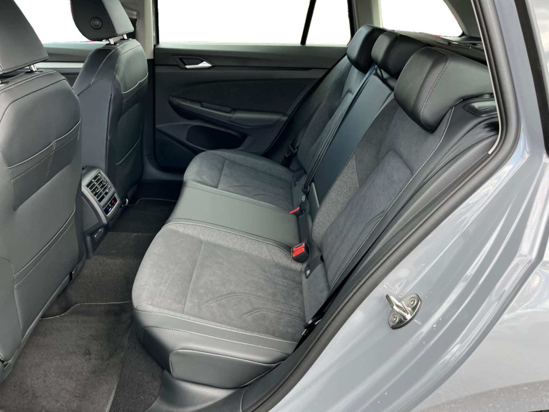 Volkswagen Golf Variant Style