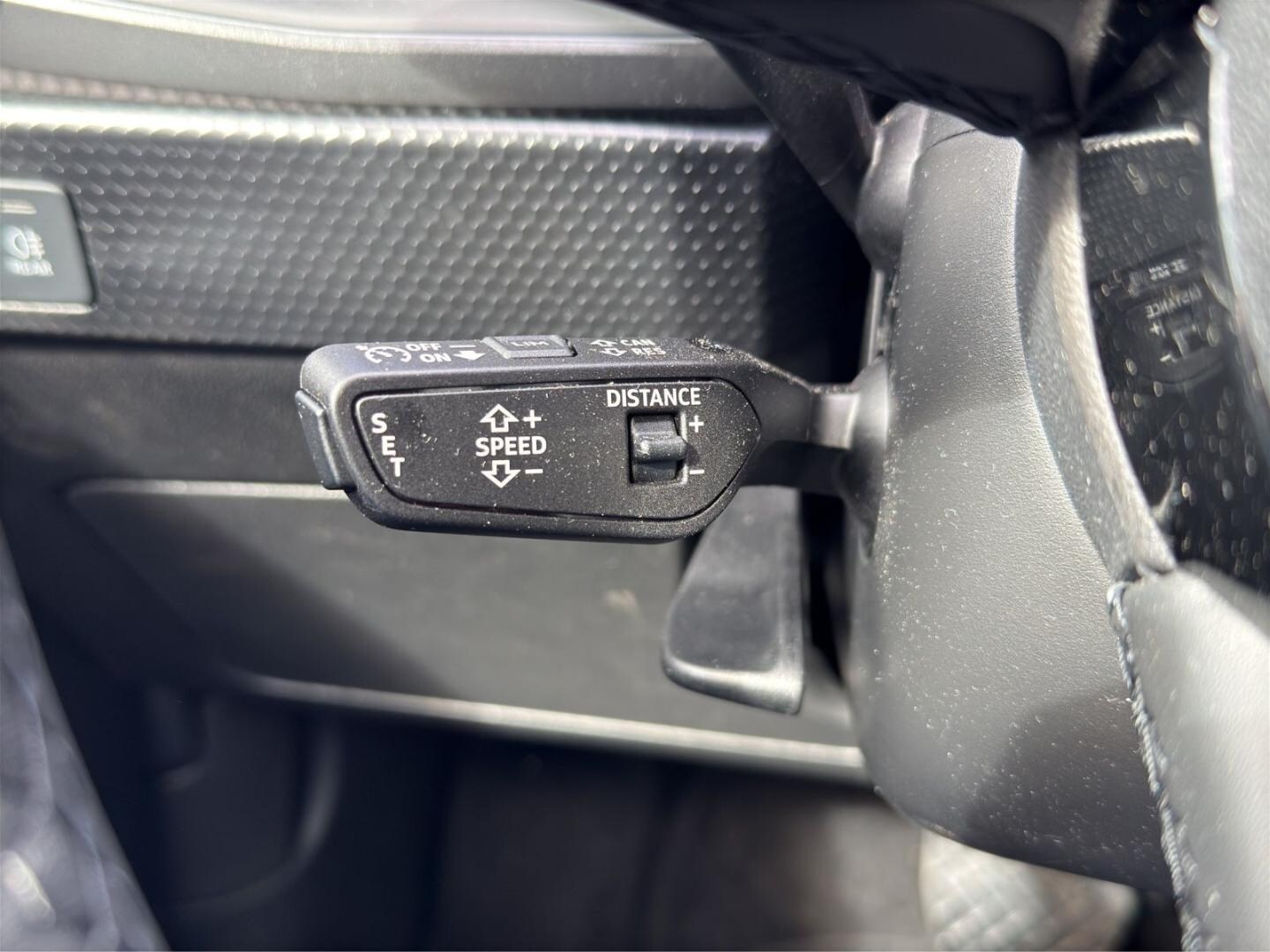 Bild über Audi A1 allstreet 30 TFSI S tronic - für weitere Informationen kontaktieren Sie den Audi Partner