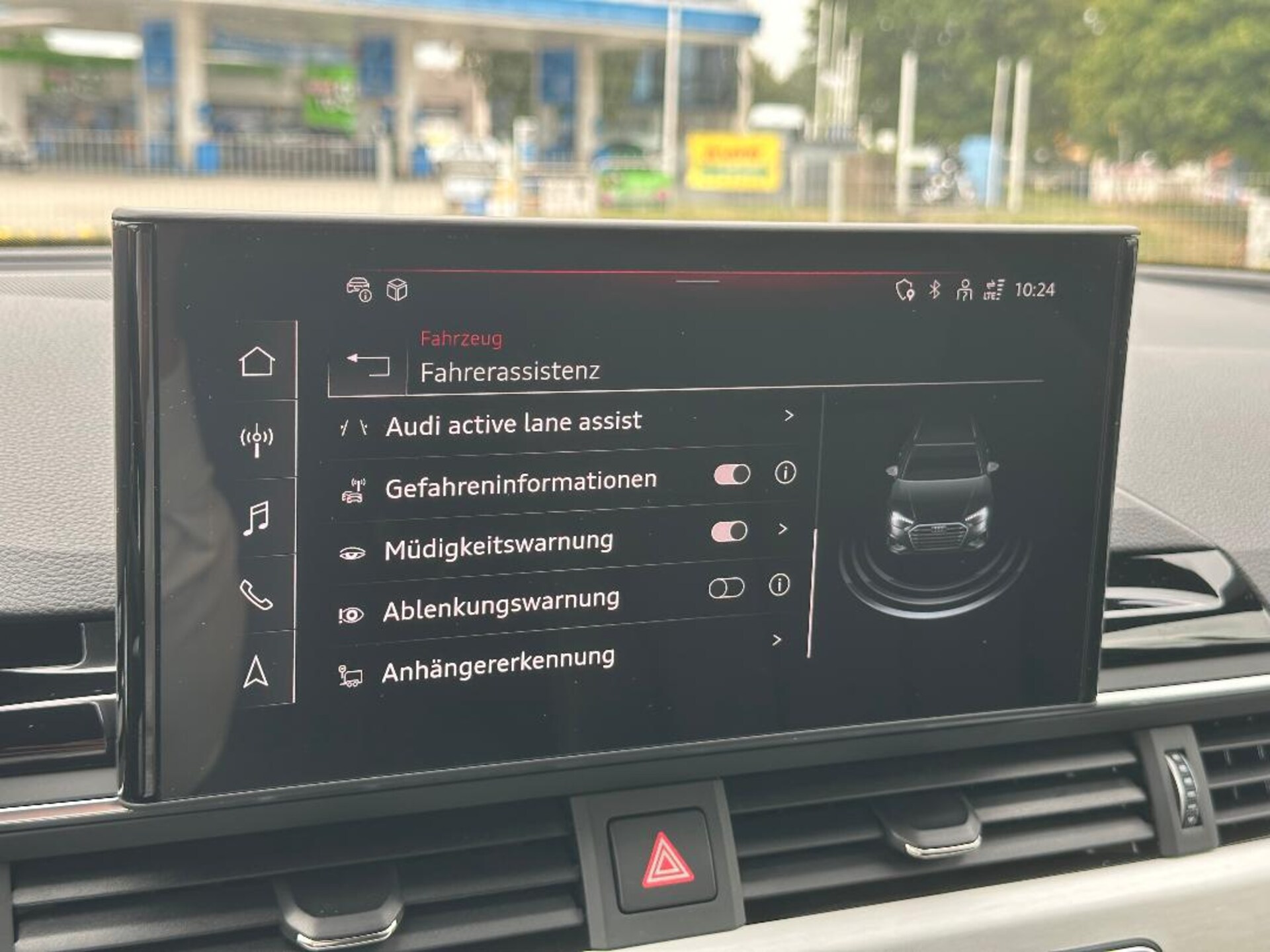 Audi A4 Avant S line
