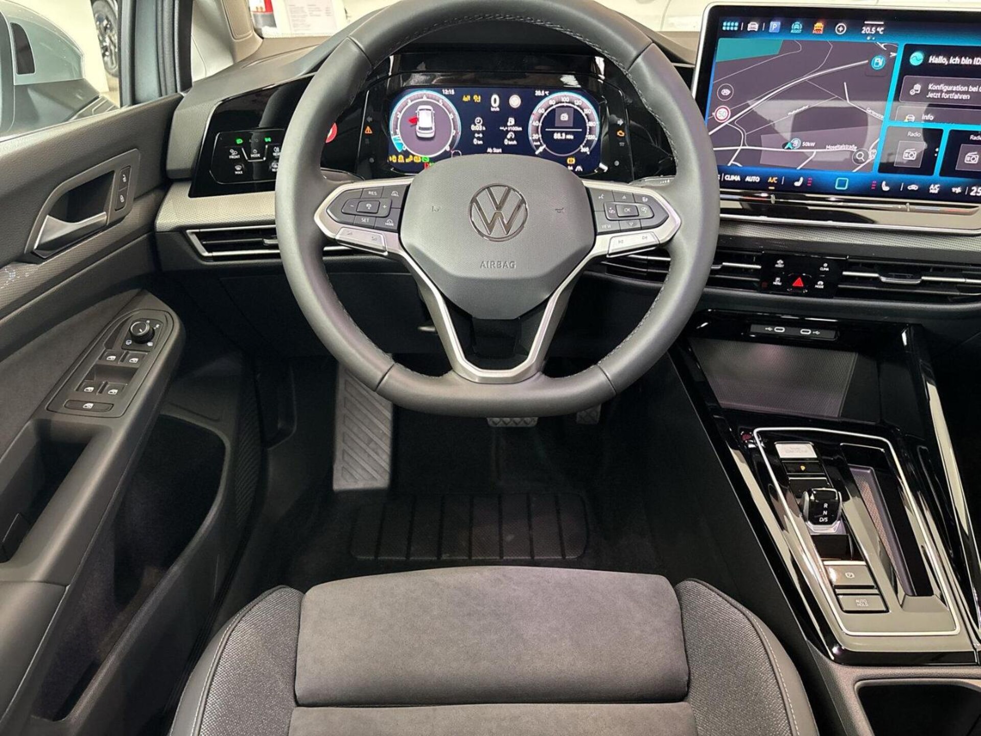 Volkswagen Golf Style
