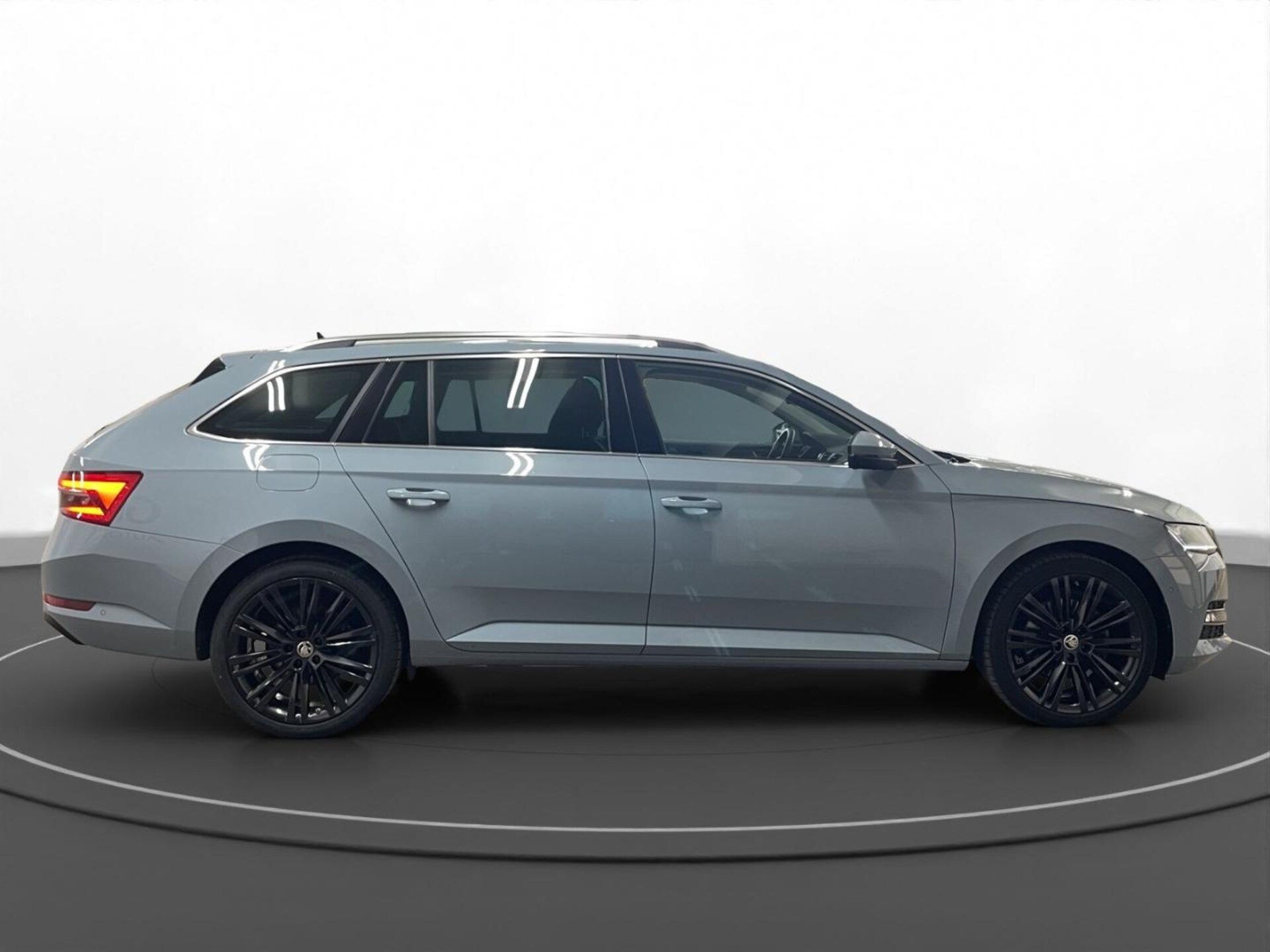 Skoda Superb Combi Style