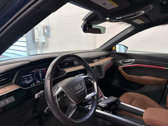 2022 AUDI E-TRON - Image 16