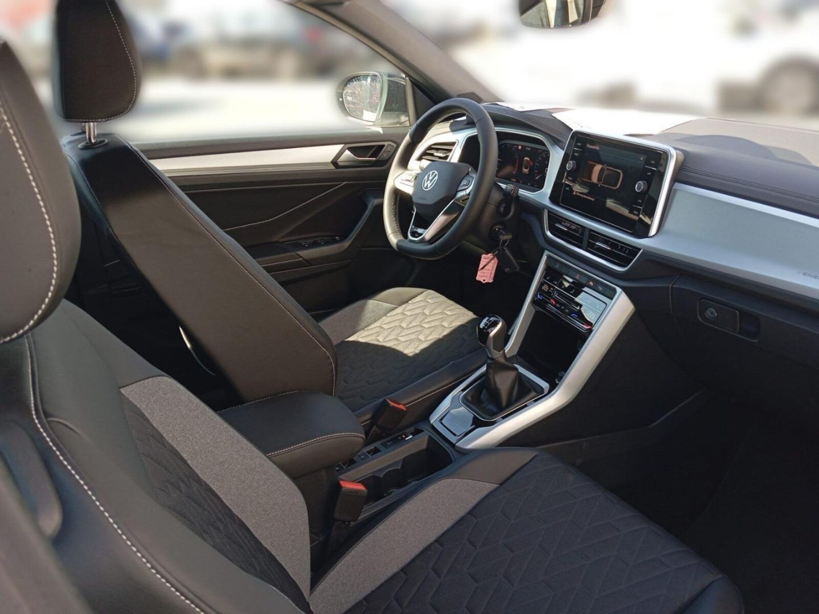 Volkswagen T-Roc Cabriolet – Bild 13