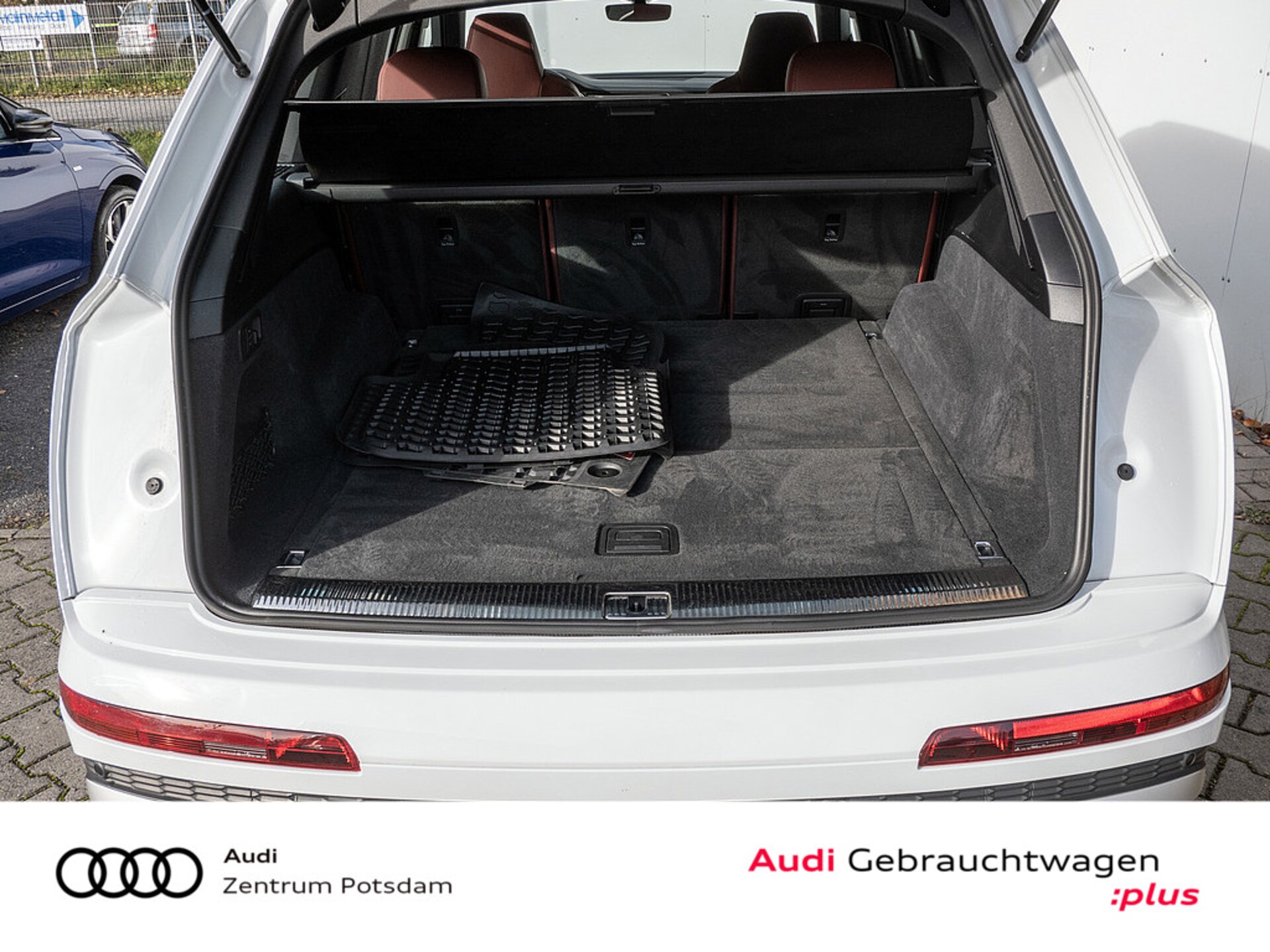 Audi SQ7 SUV
