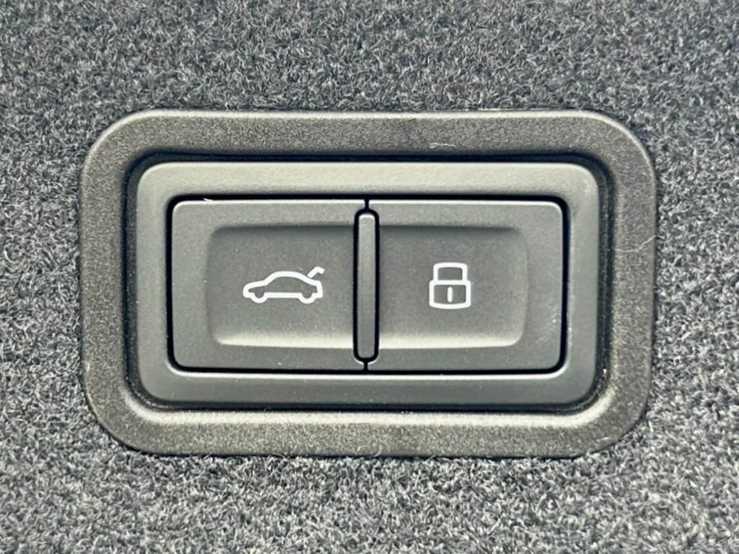 Bild über Audi A8 L 55 TFSI quattro tiptronic - für weitere Informationen kontaktieren Sie den Audi Partner