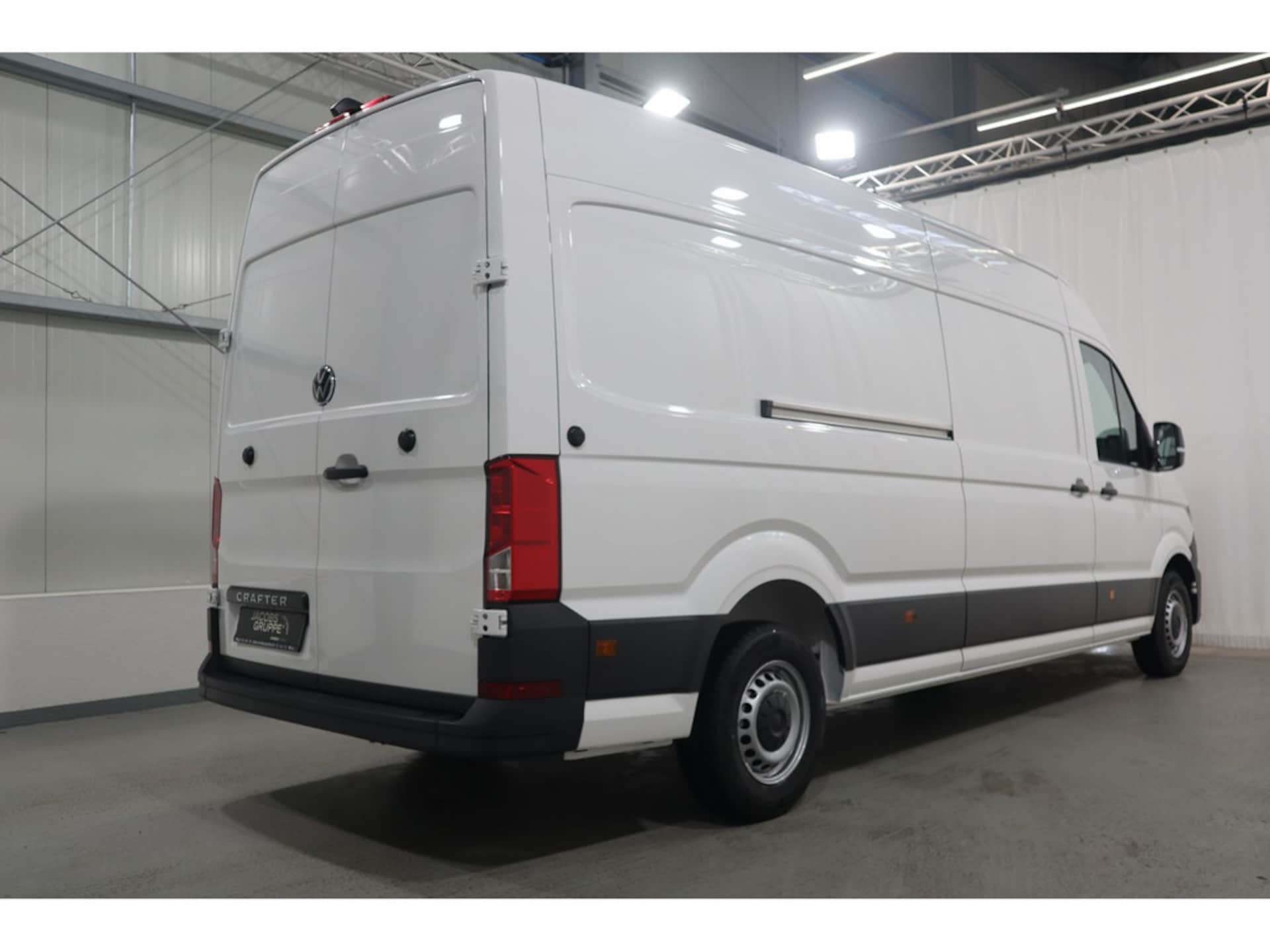 Volkswagen Crafter Kasten langer Radstand