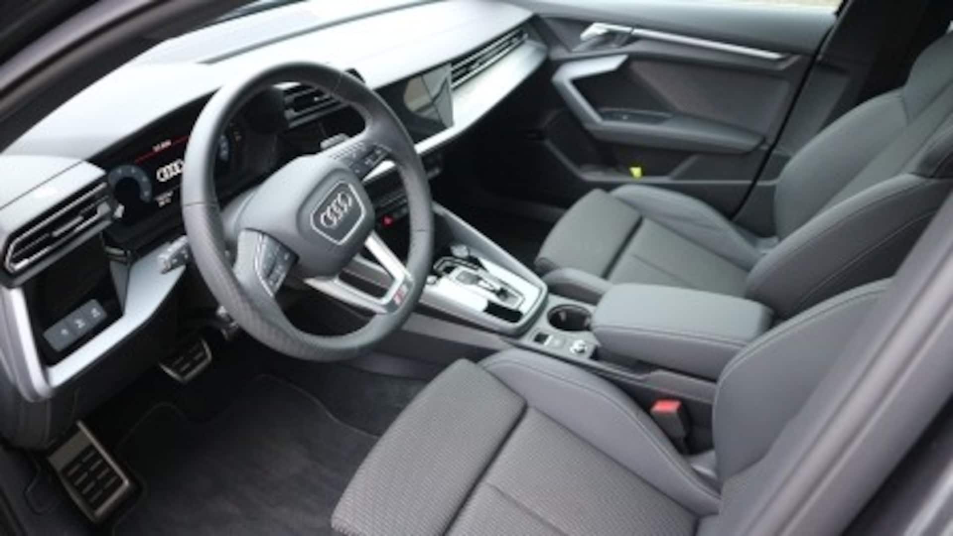 Audi A3 Sportback S line