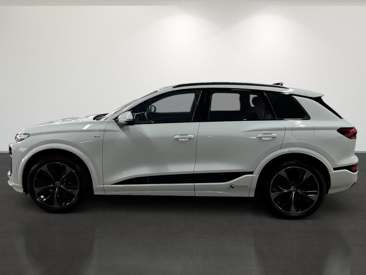 Bild über Audi Q6 SUV e-tron S line business e-tron performance 225 kW - für weitere Informationen kontaktieren Sie den Audi Partner