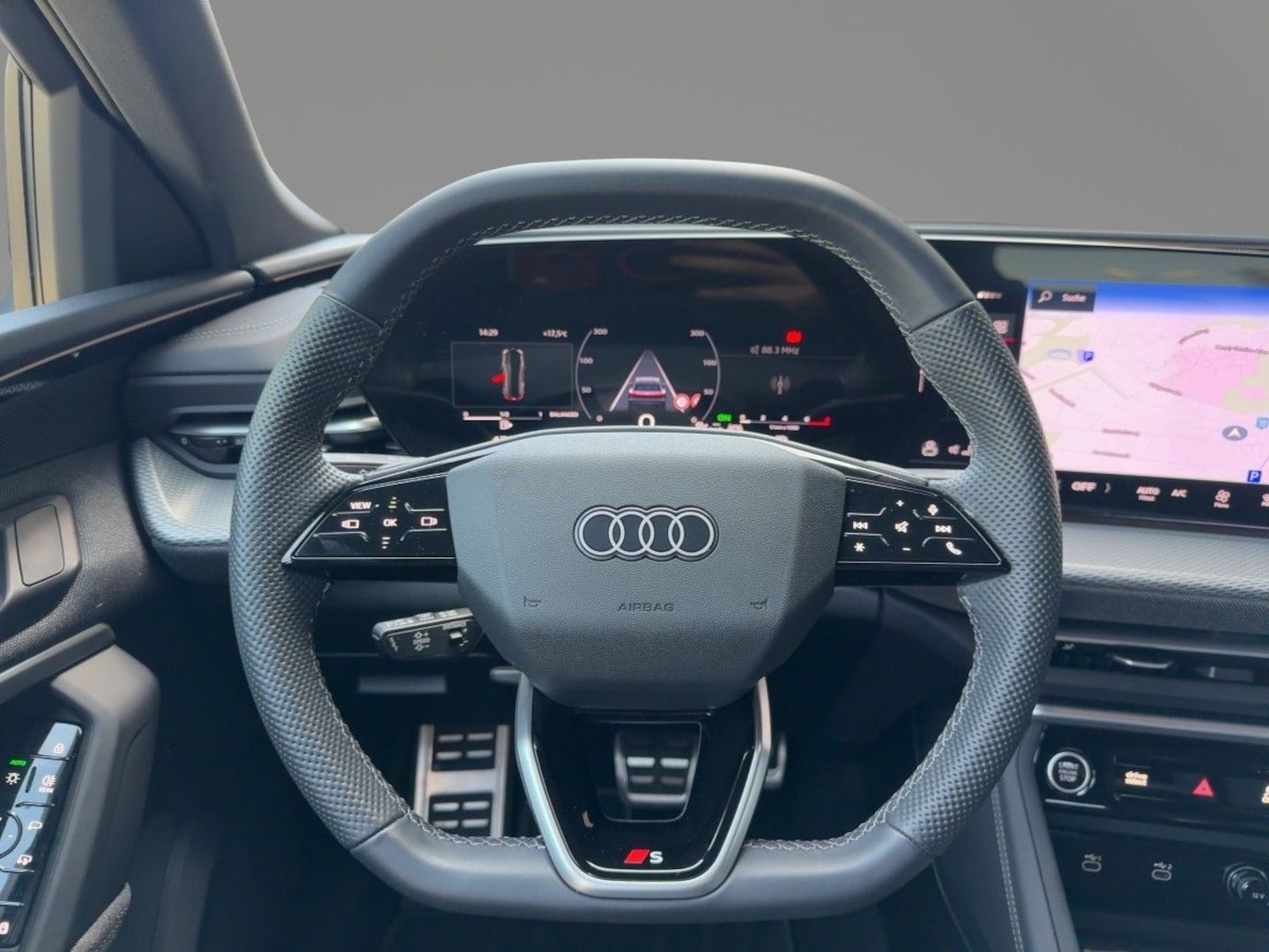 Bild über Audi Q5 SUV TFSI 150 kW S tronic - für weitere Informationen kontaktieren Sie den Audi Partner