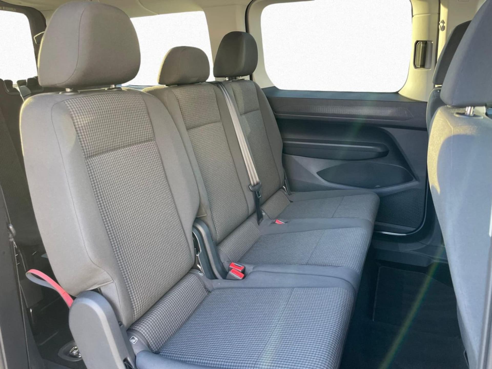 Volkswagen Caddy Maxi Basis-Modell