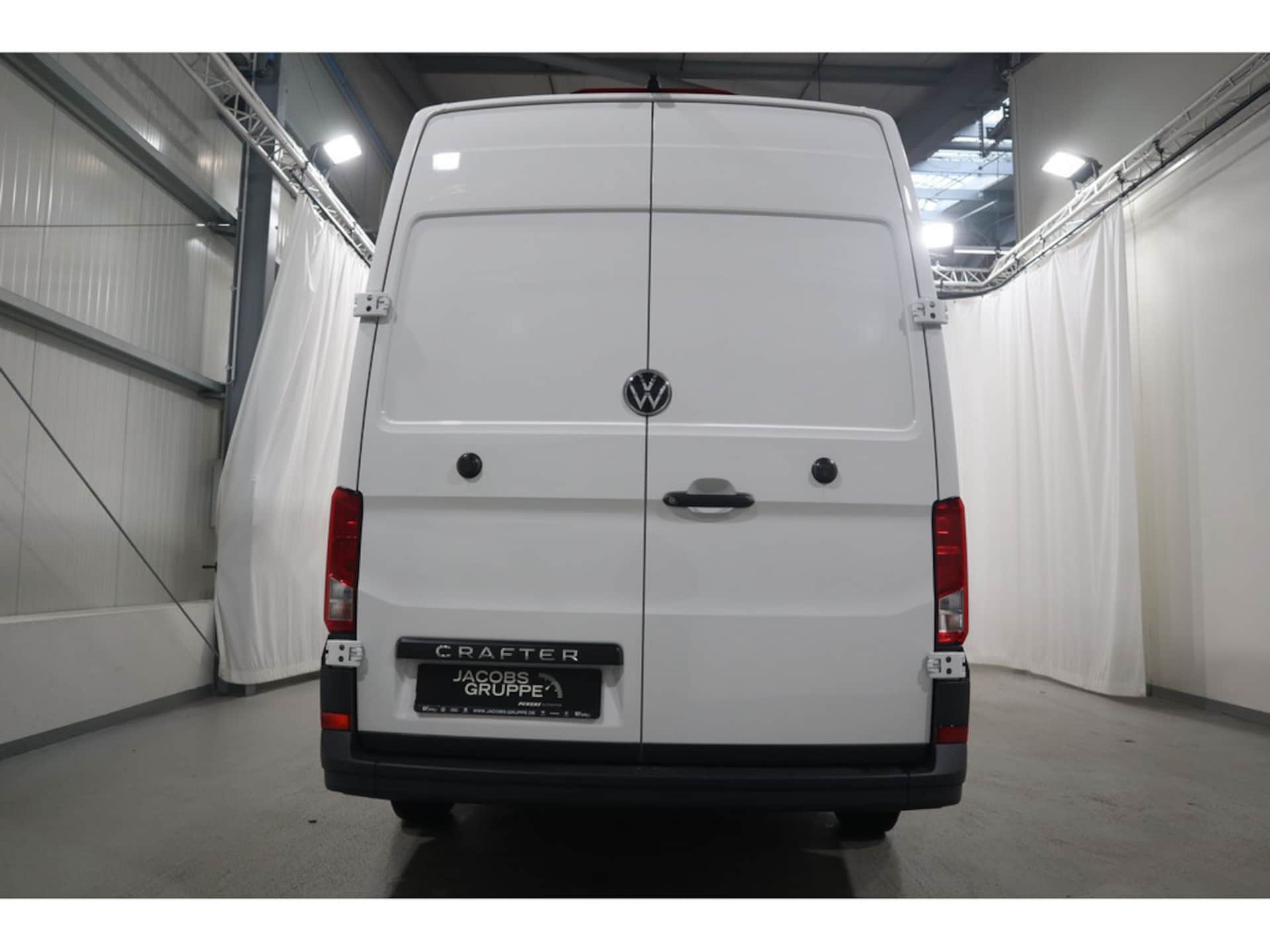 Volkswagen Crafter Kasten langer Radstand