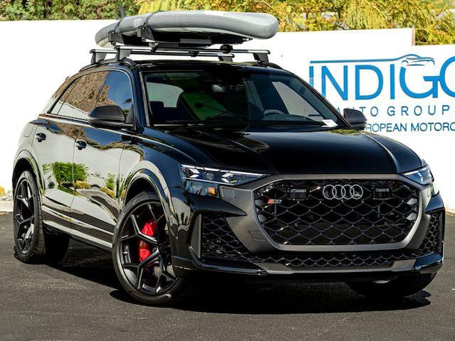 2026 Audi RS Q8 SUV performance